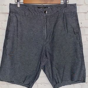 Retrofit  Gray Shorts Size 32